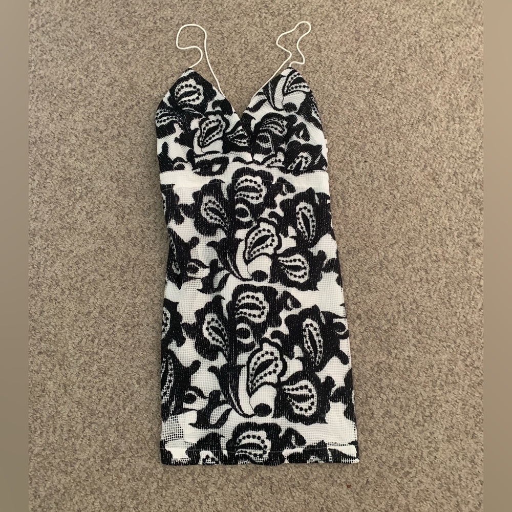 Maeve By Anthropologie Strappy 3D Lace Black & White Pattern Mini Dress Size 12